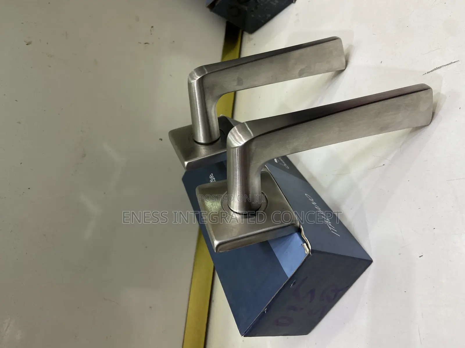 Curve Styled Macino Antirust Lock Series - MSQ7000