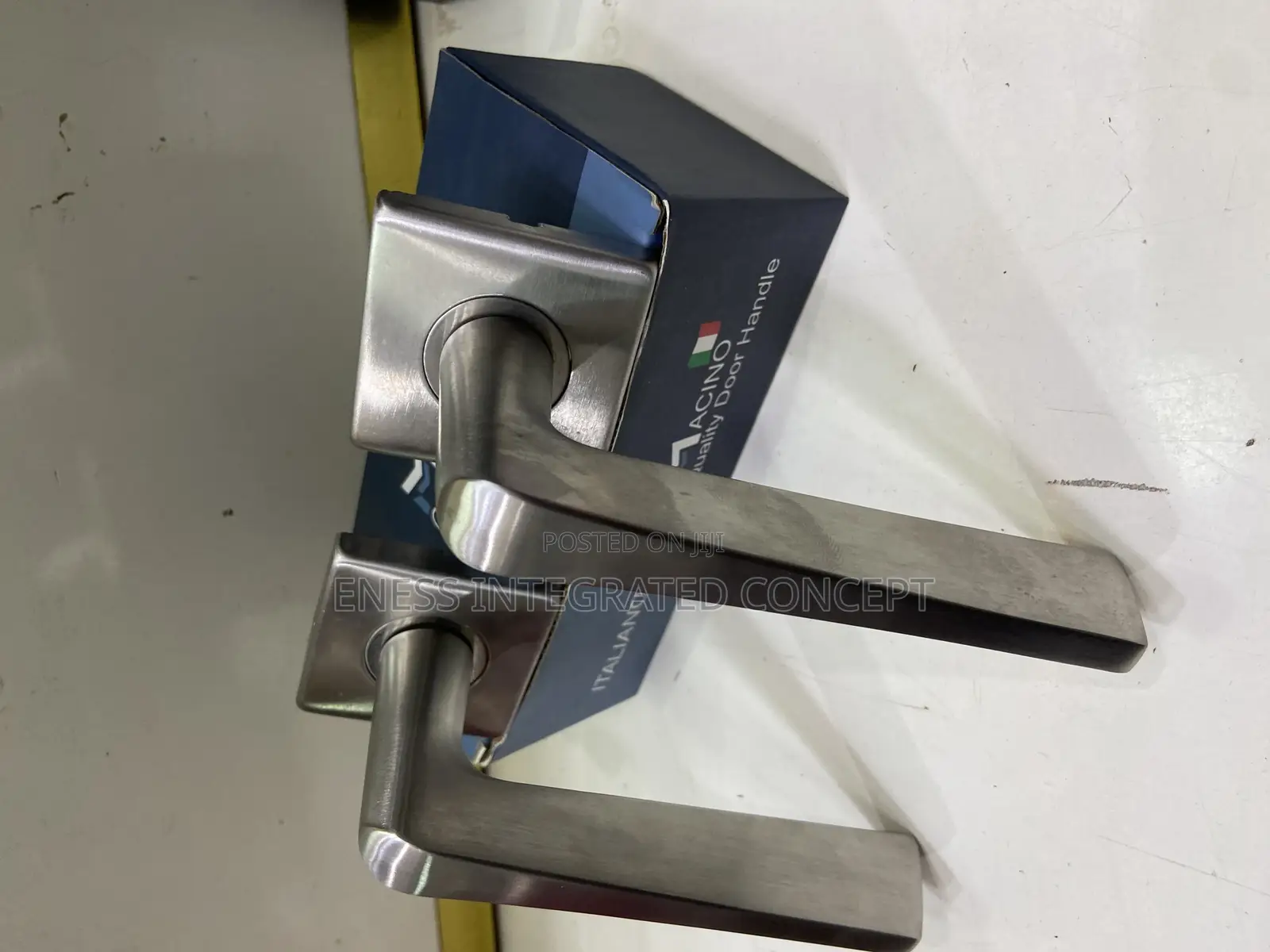 Curve Styled Macino Antirust Lock Series - MSQ7000