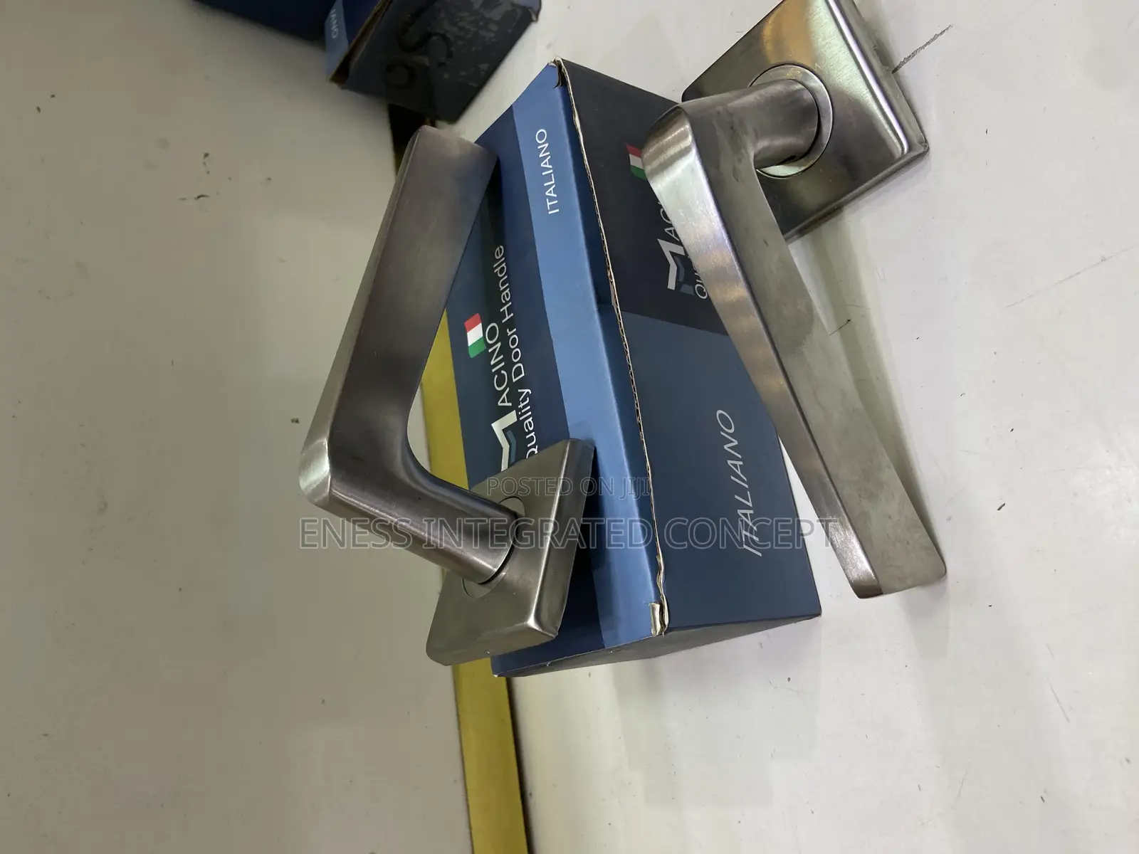 Curve Styled Macino Antirust Lock Series - MSQ7000
