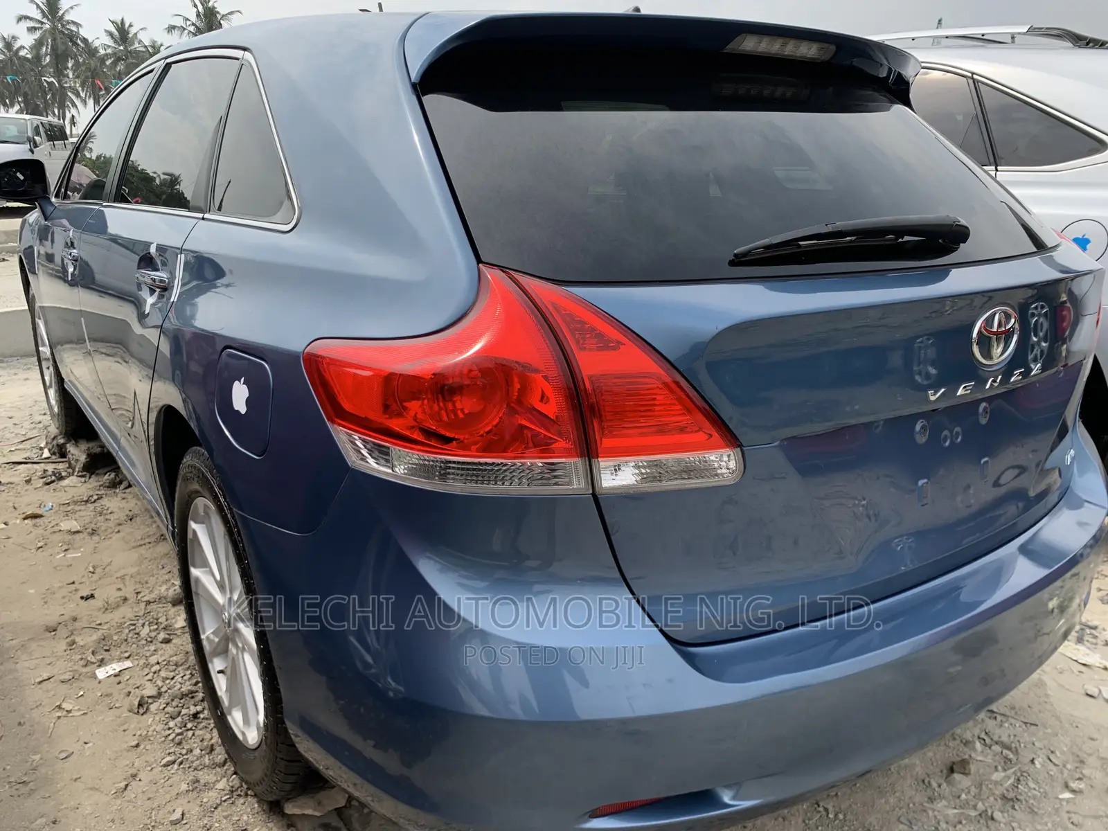 Toyota Venza AWD 2011 Blue