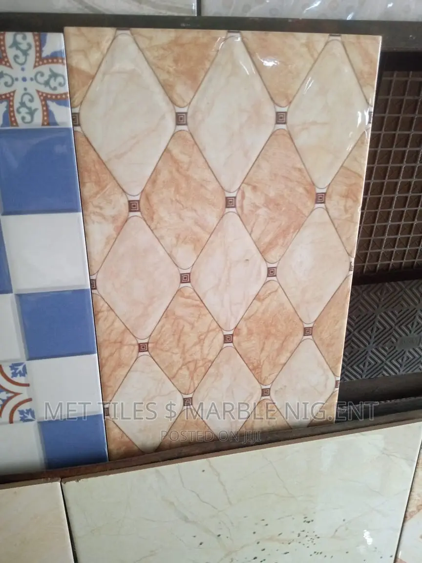 Toilet Wall and Kitchen Wall 25x40
