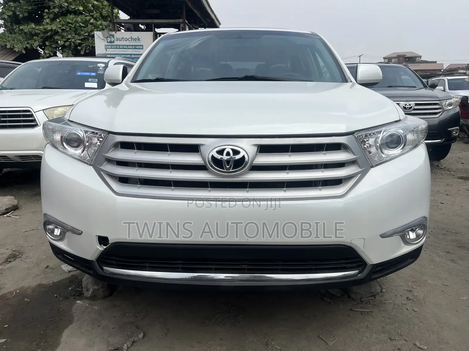 Toyota Highlander Limited 2012 White