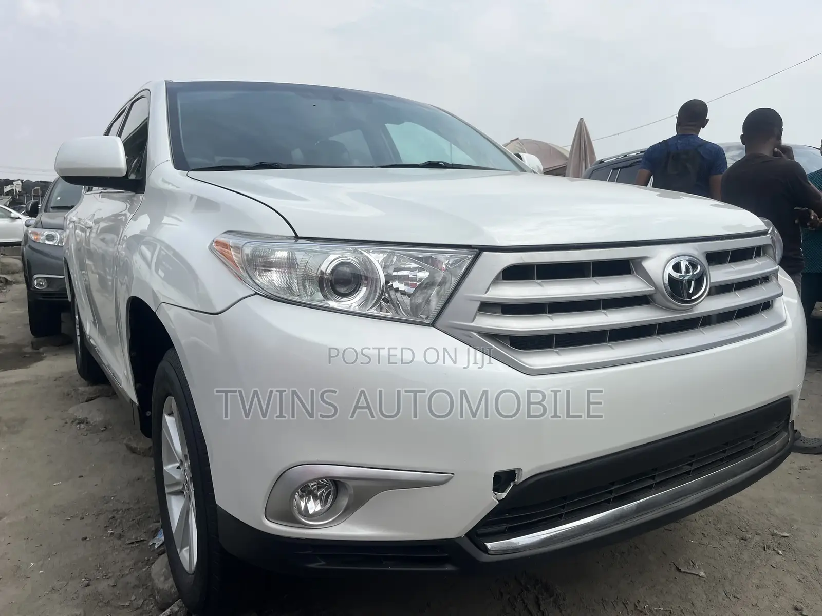 Toyota Highlander Limited 2012 White