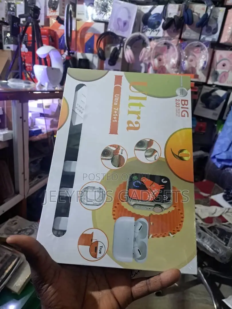 Smartwatch 8 Ultra With Airpod and 7 Straps