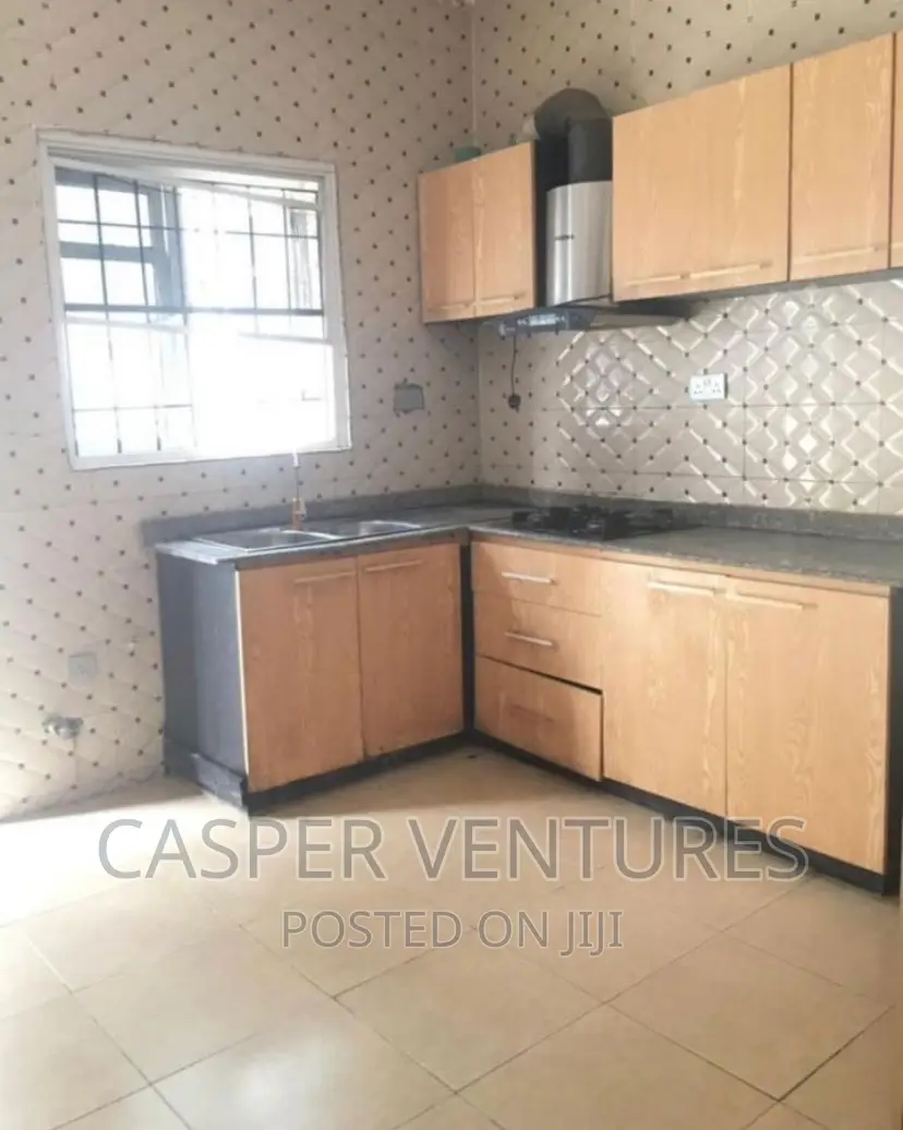 1bdrm Shared Apartment in Bera Estate, Chevron for rent