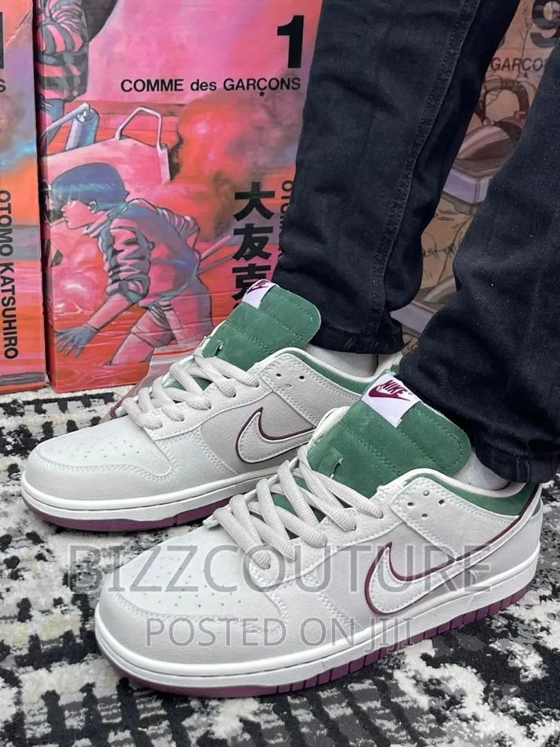 Original NIKE SB DUNK Low Sneakers Available in Store