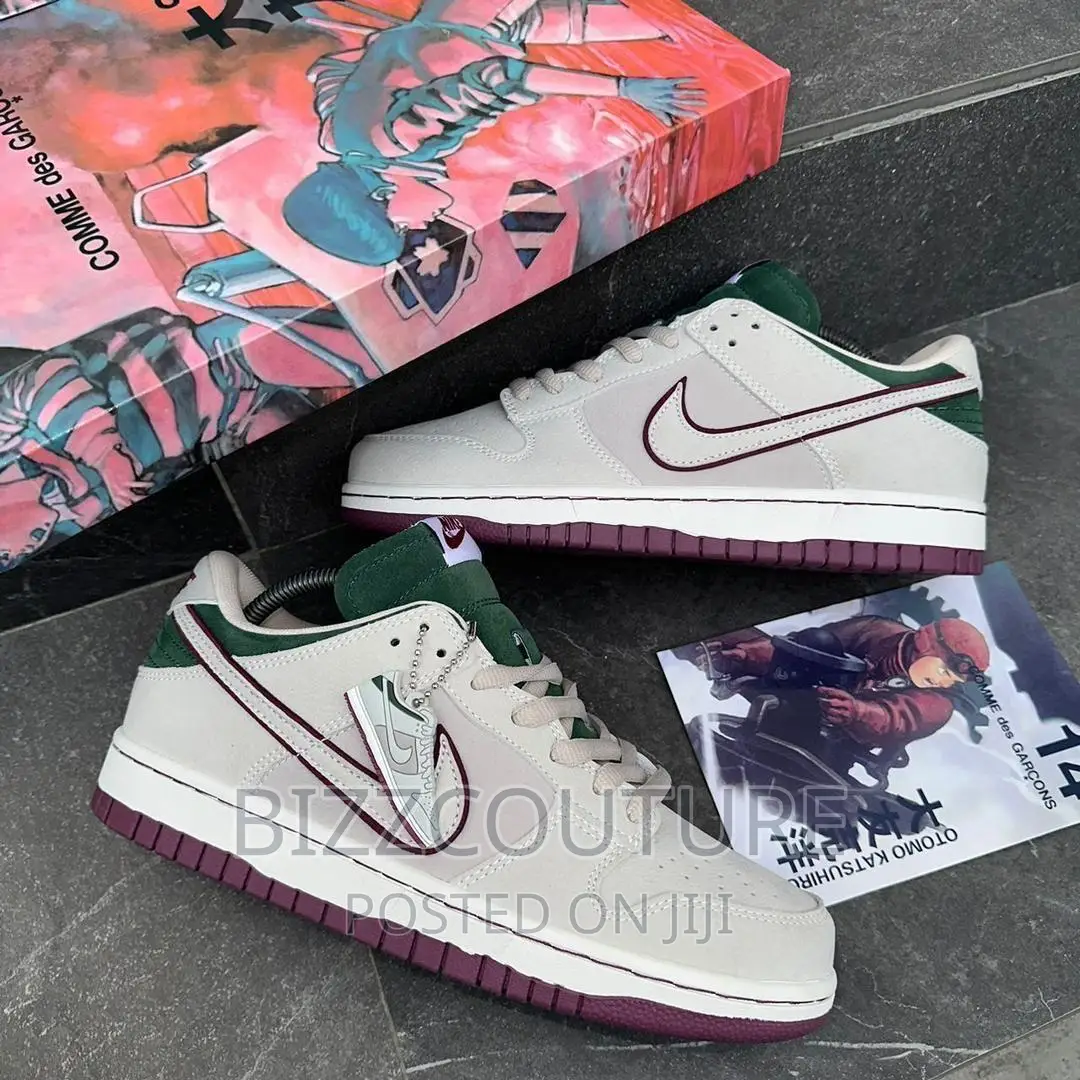 Original NIKE SB DUNK Low Sneakers Available in Store
