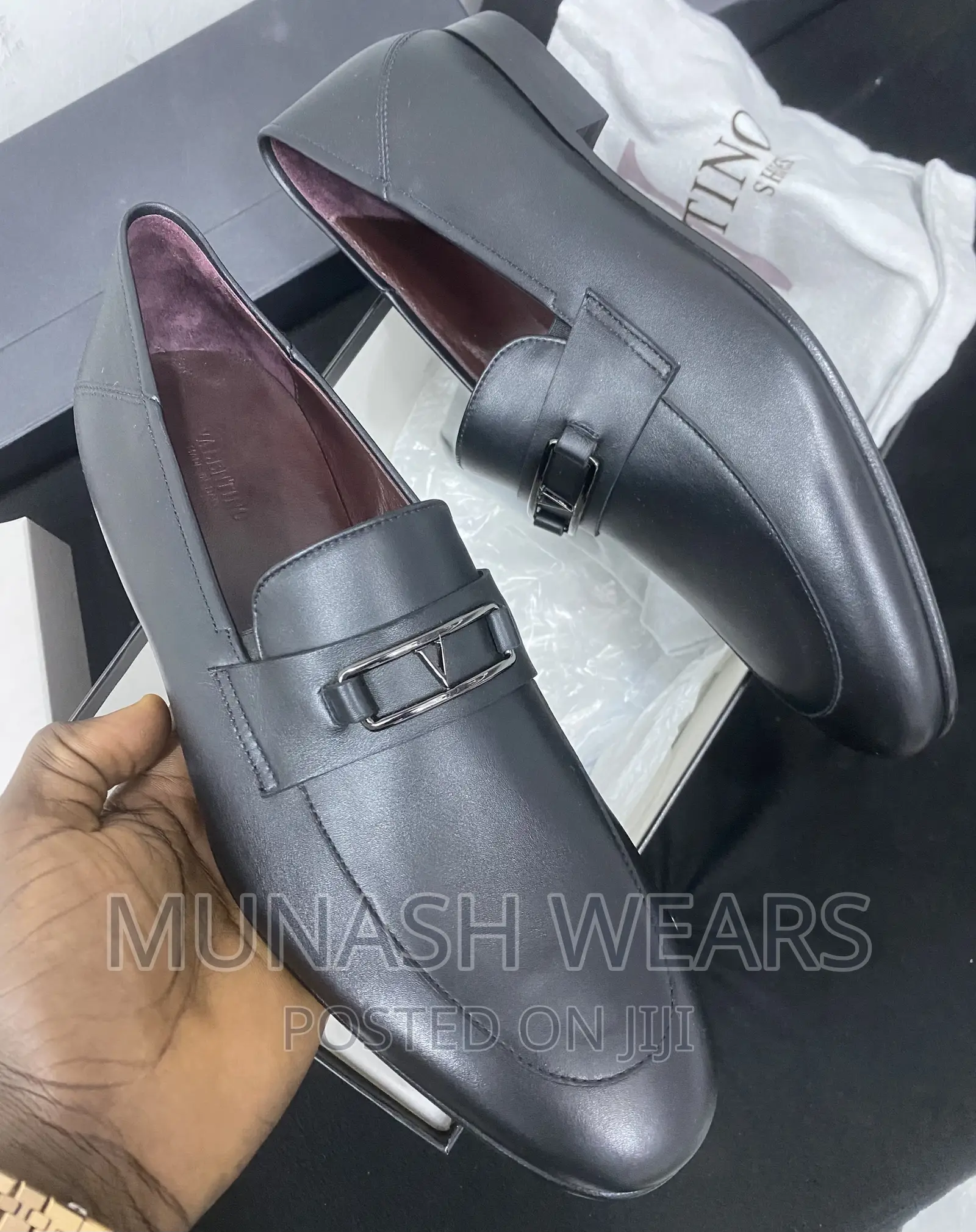 Luxury Italian Original Valentino Shoe