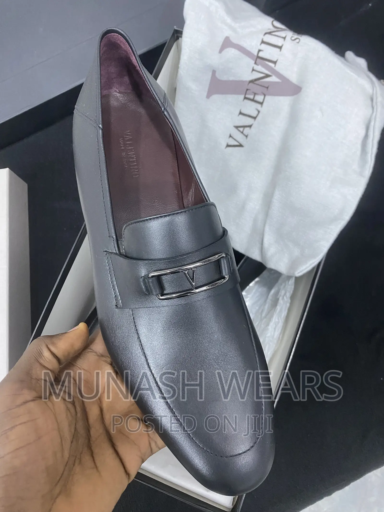 Luxury Italian Original Valentino Shoe
