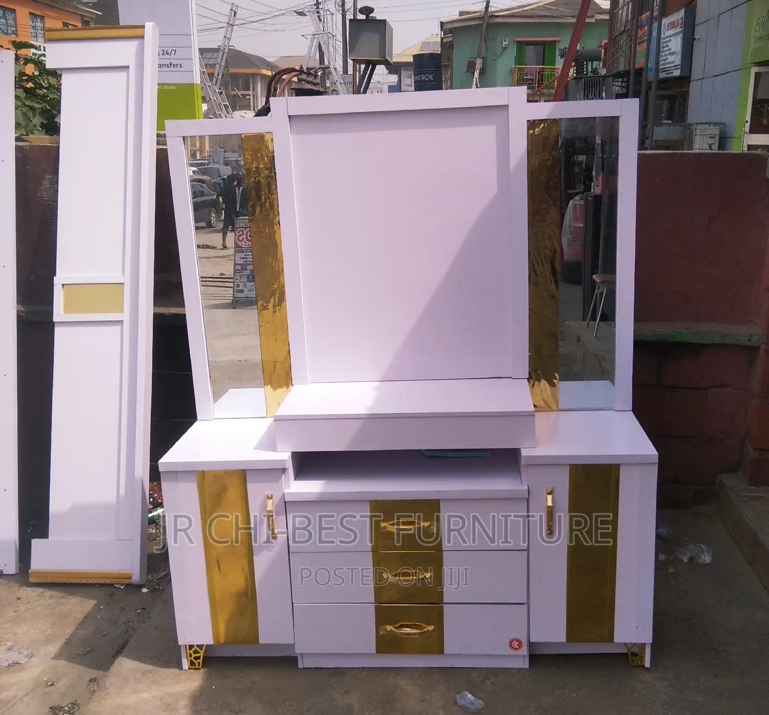 Excellent Set of HDF 6 by 6 Unphostered Bedframe - Foreign Design