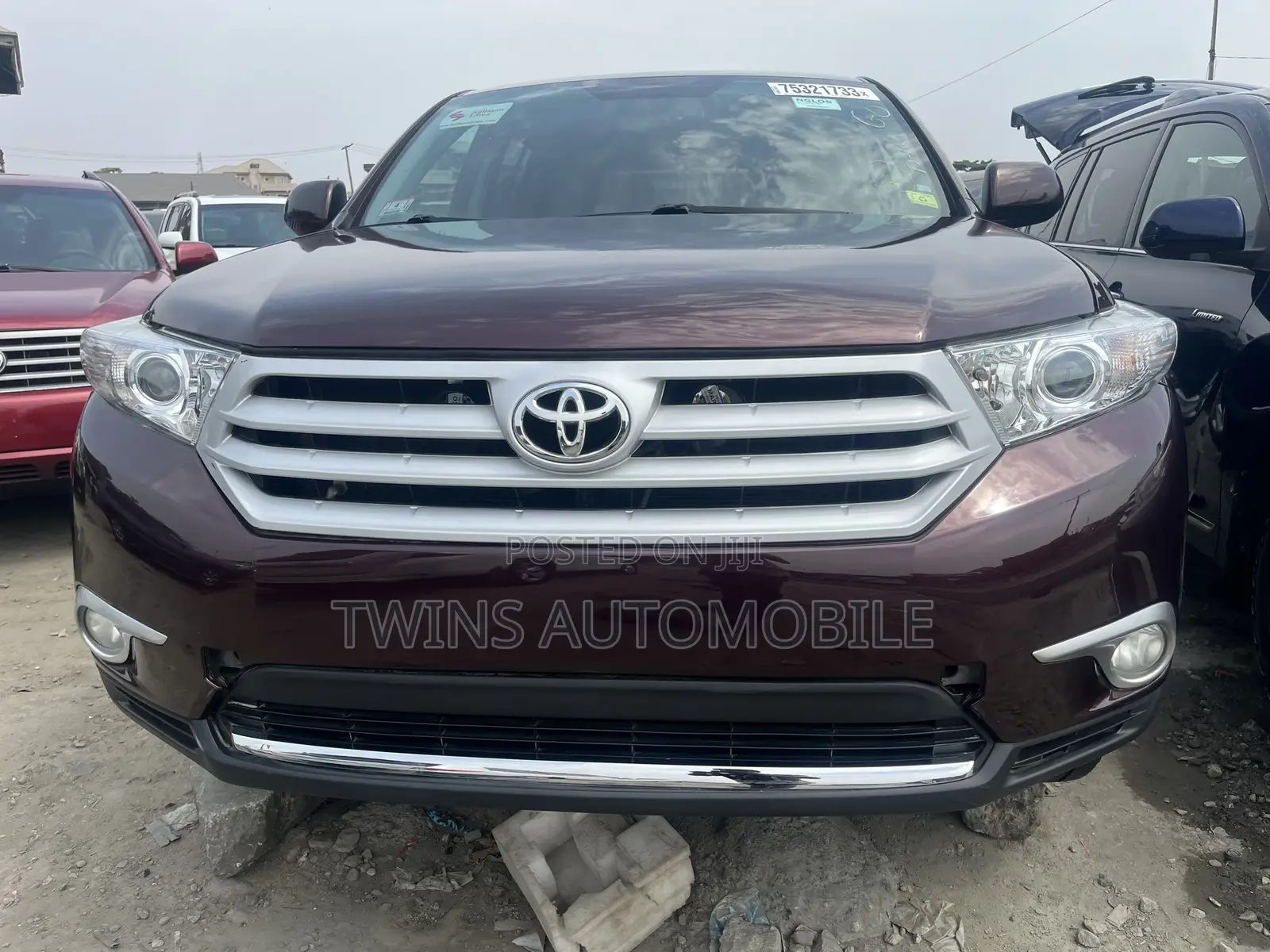 Toyota Highlander Limited 2012 Burgundy