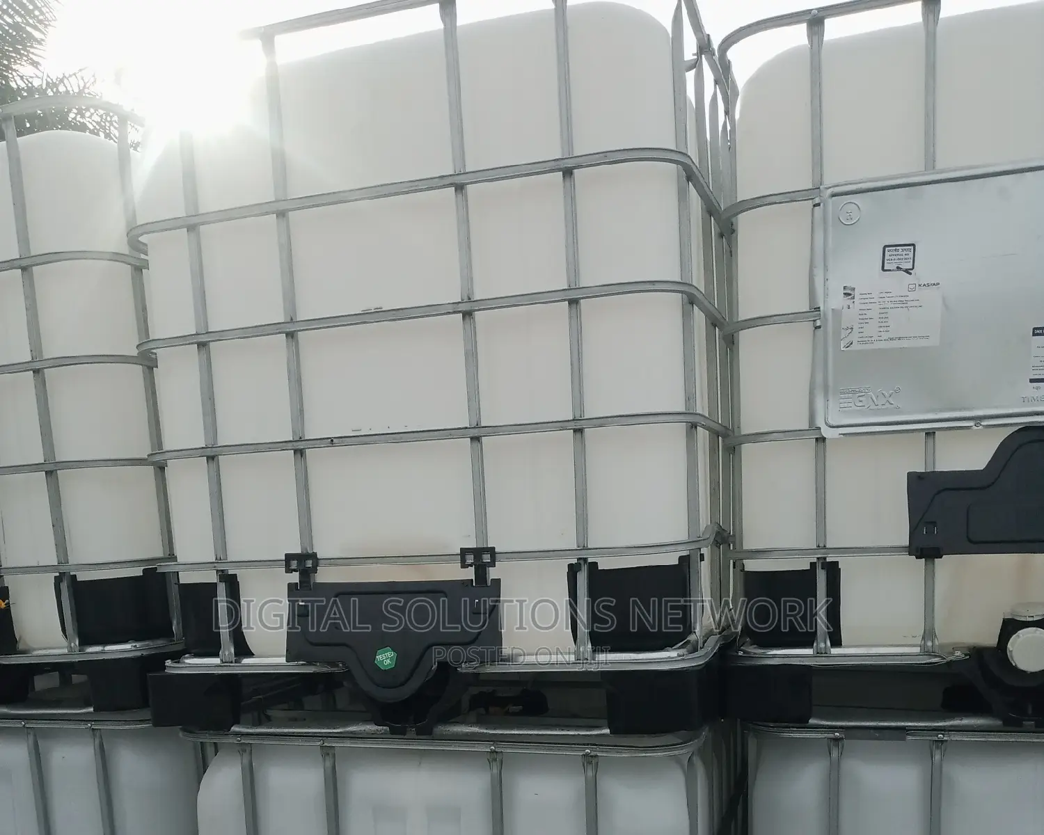 Diesel White Tank