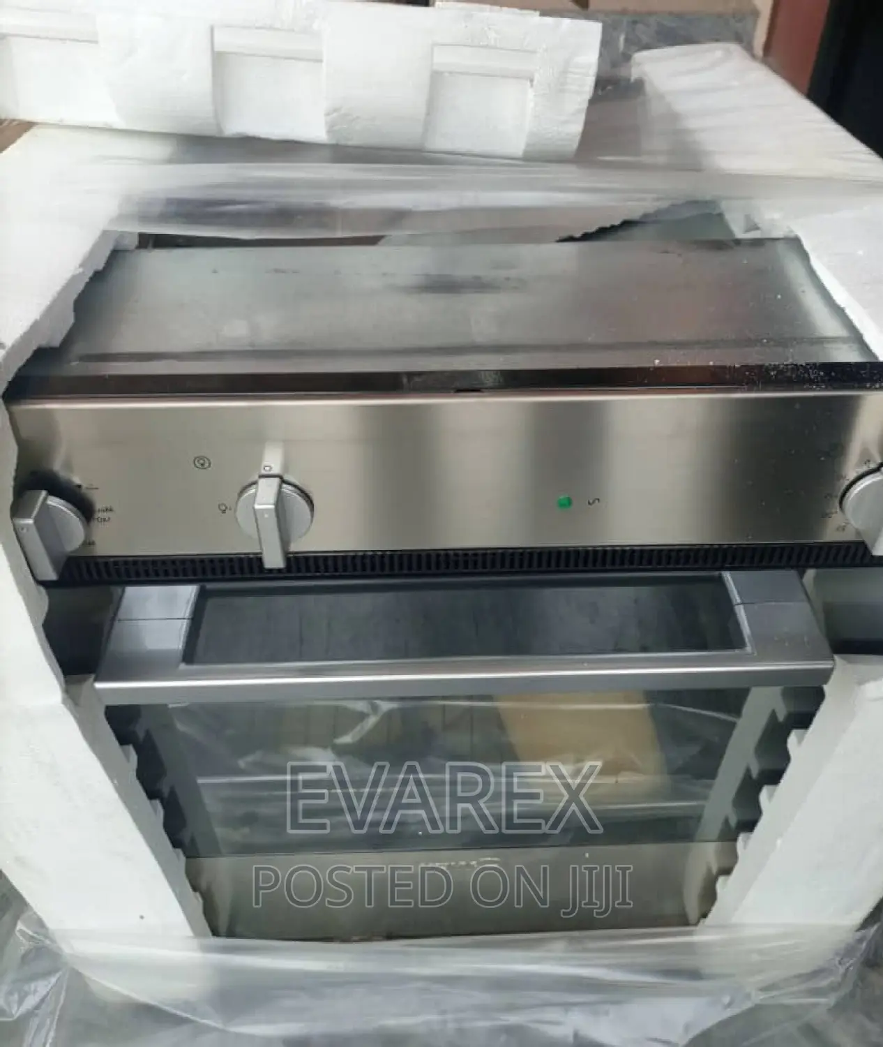 Stainless Candy UK Built-in Kitchen Oven.