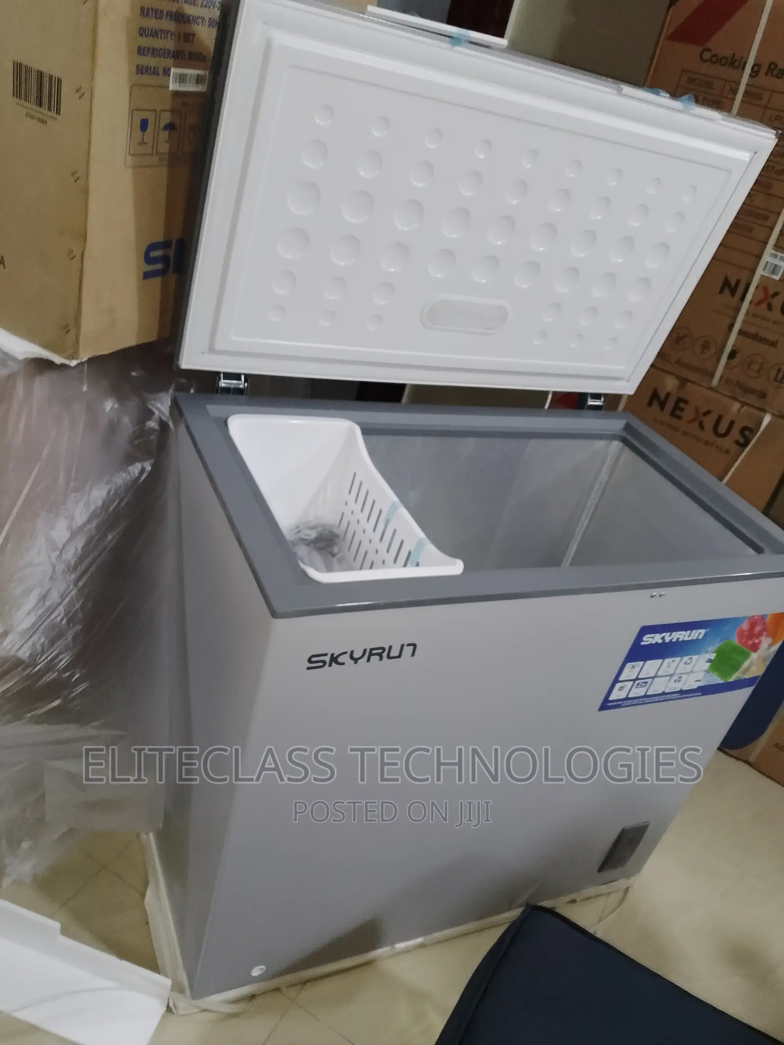 Smart Frost Skyrun 200 Litres Chest Freezer (BD-200A)