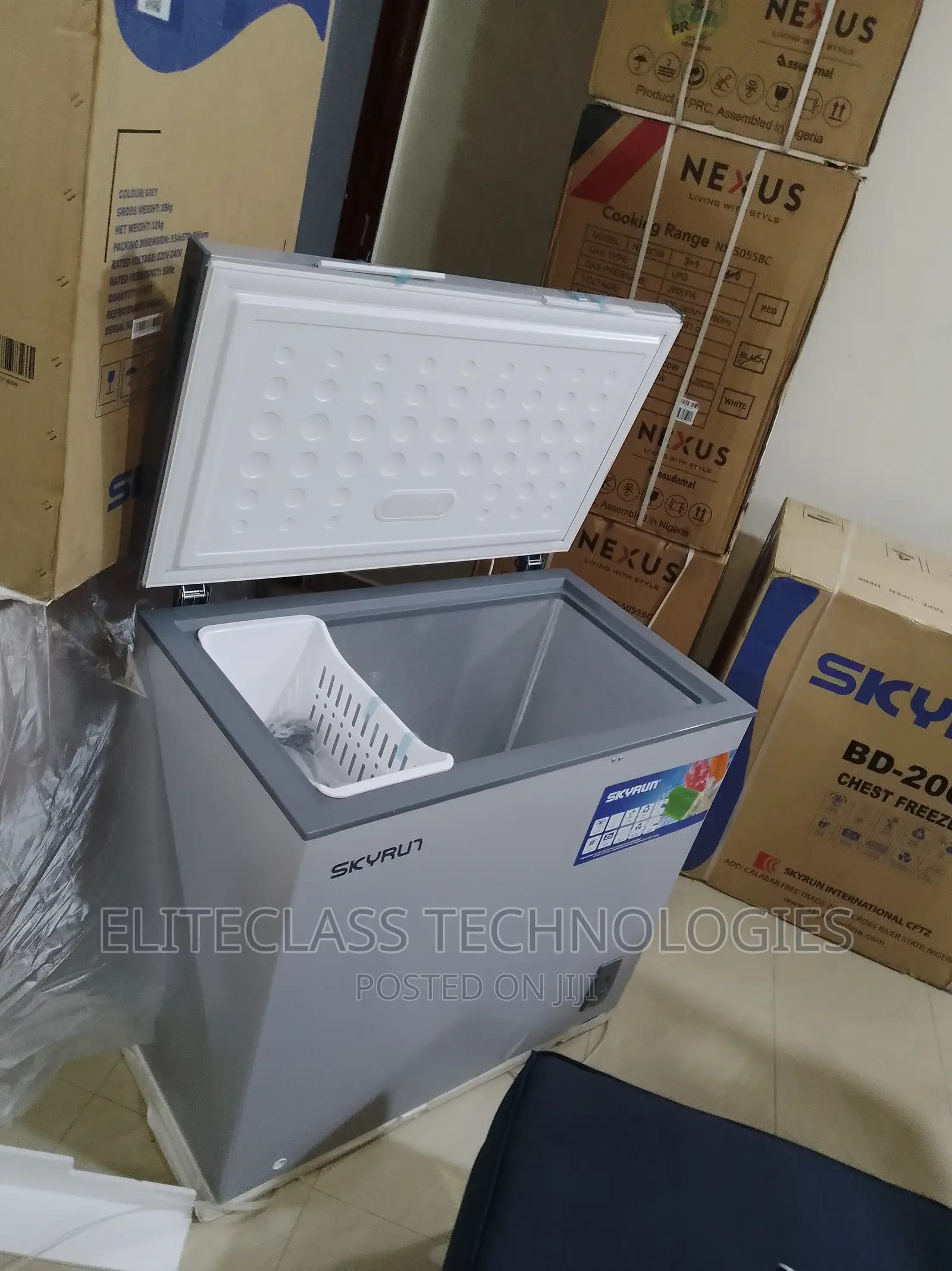 Clean Skyrun 200 Litres Chest Freezer (BD-200A)