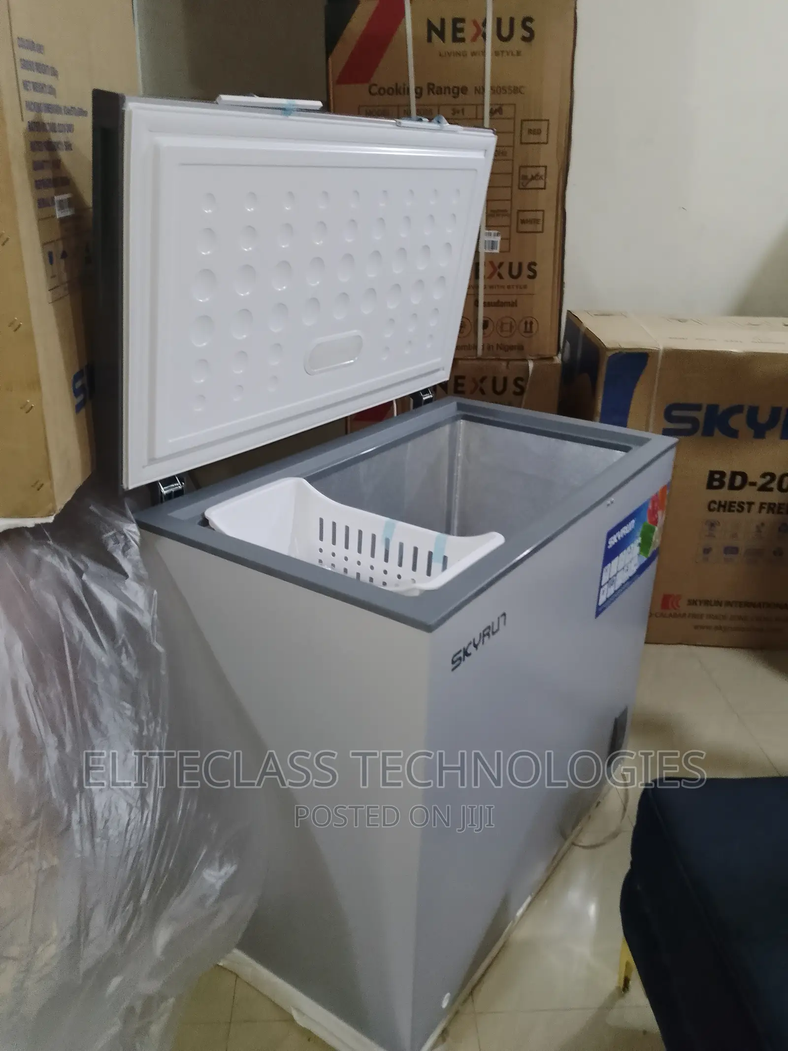 Skyrun 200 Litres Durable Chest Freezer (BD-200A)