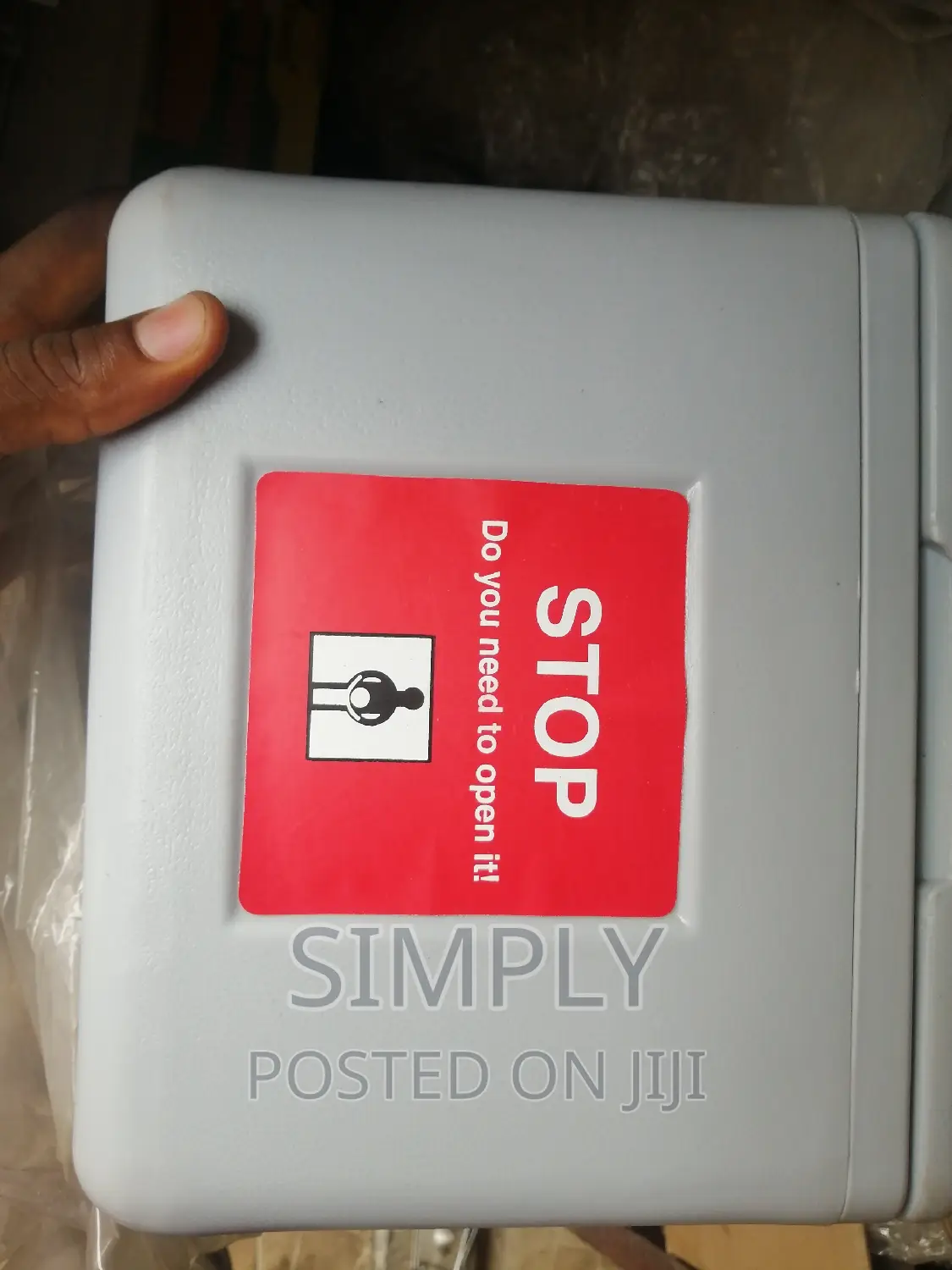 Vaccine Box