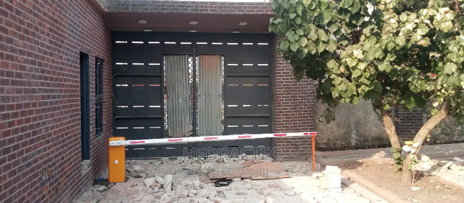 Vehicle Parking Barrier Gate,
