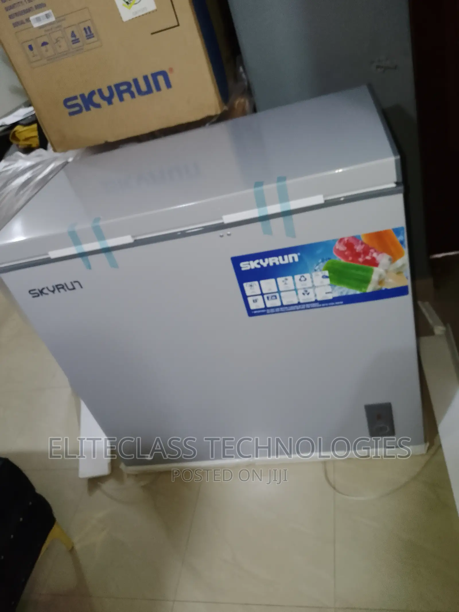 Super Durable Skyrun 200 Litres Chest Freezer (BD-200A)
