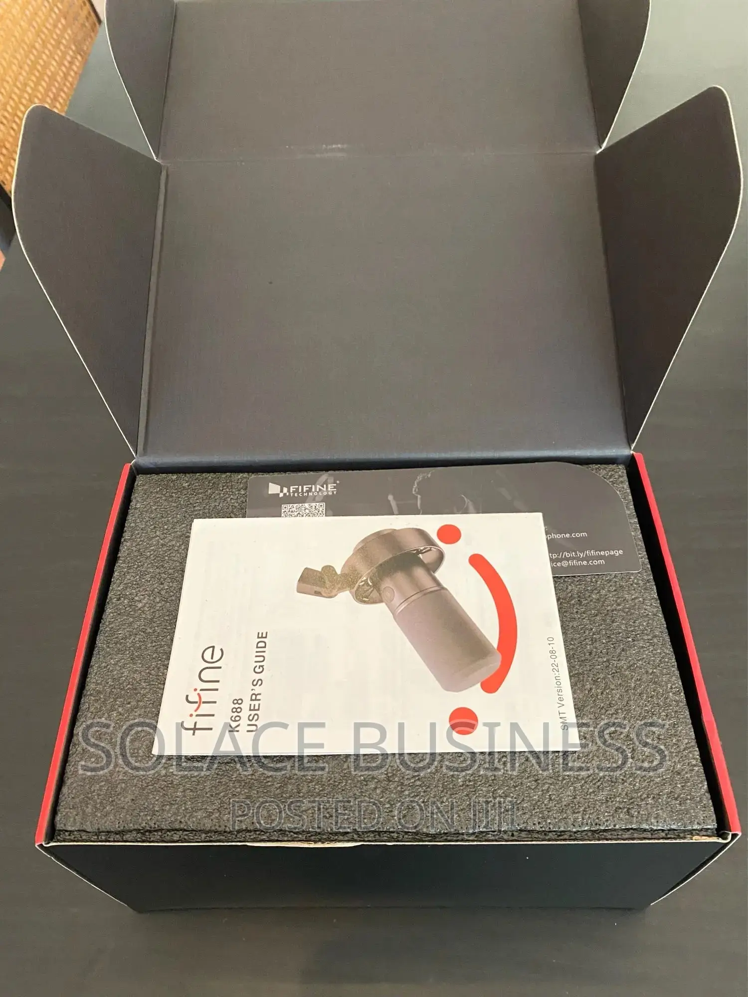 FIFINE K688 USB/XLR Dynamic Podcast Gaming Studio Microphone
