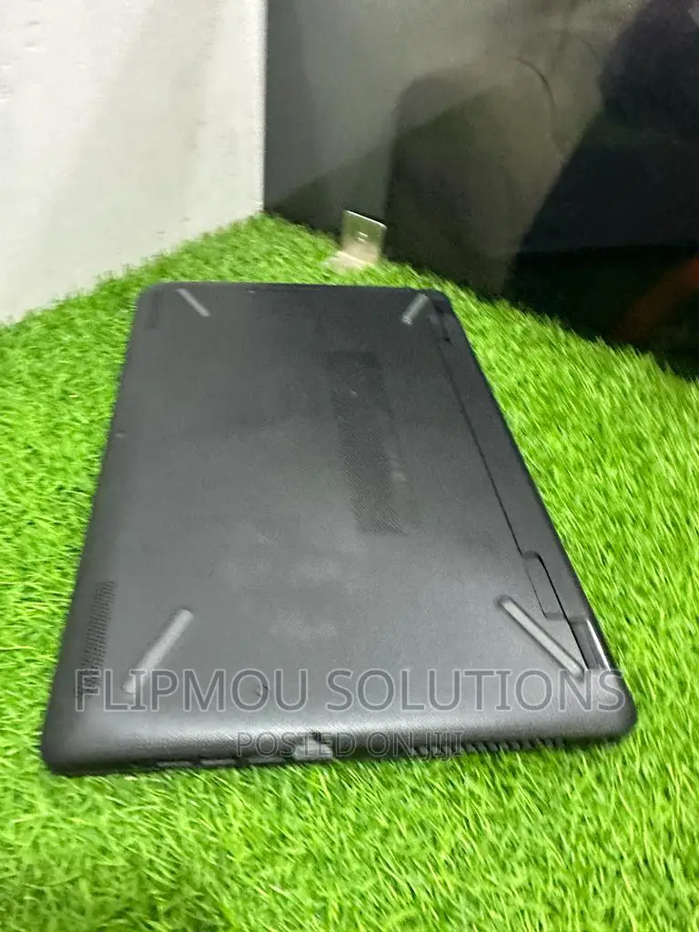 Laptop HP 15-Dw1197nia 4GB Intel Core I3 HDD 500GB