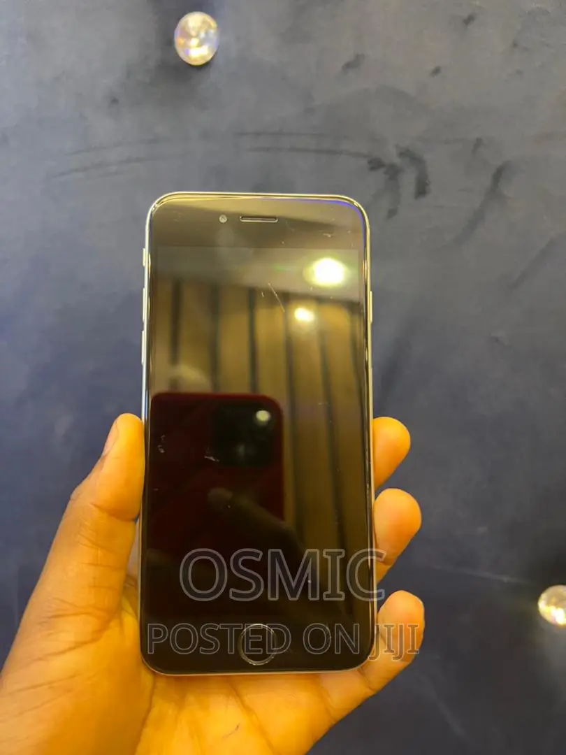 Apple iPhone 6 16 GB Silver