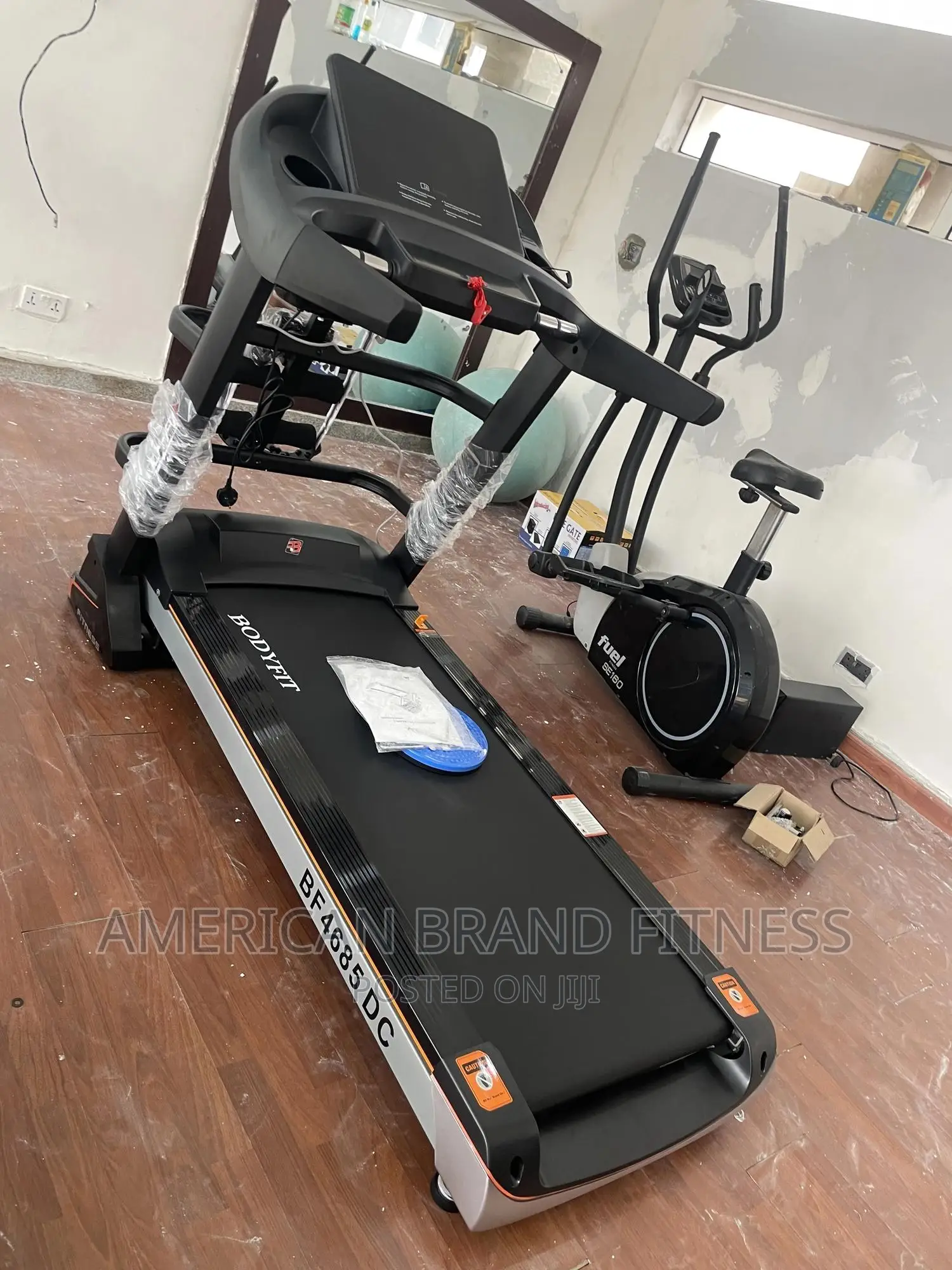 Brand Ne Bodyfit 4HP Treadmill, Nationwide Delivery Included