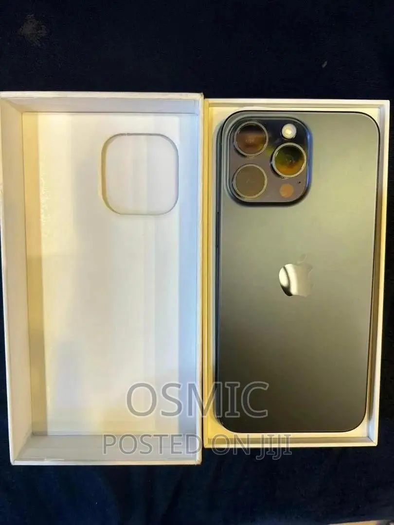 New Apple iPhone 15 Pro Max 1 TB Black