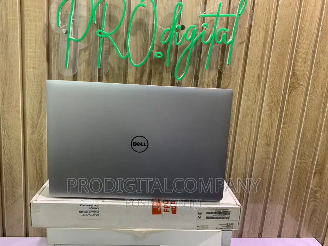 Laptop Dell Precision 5520 32GB Intel Core I7 SSD 512GB
