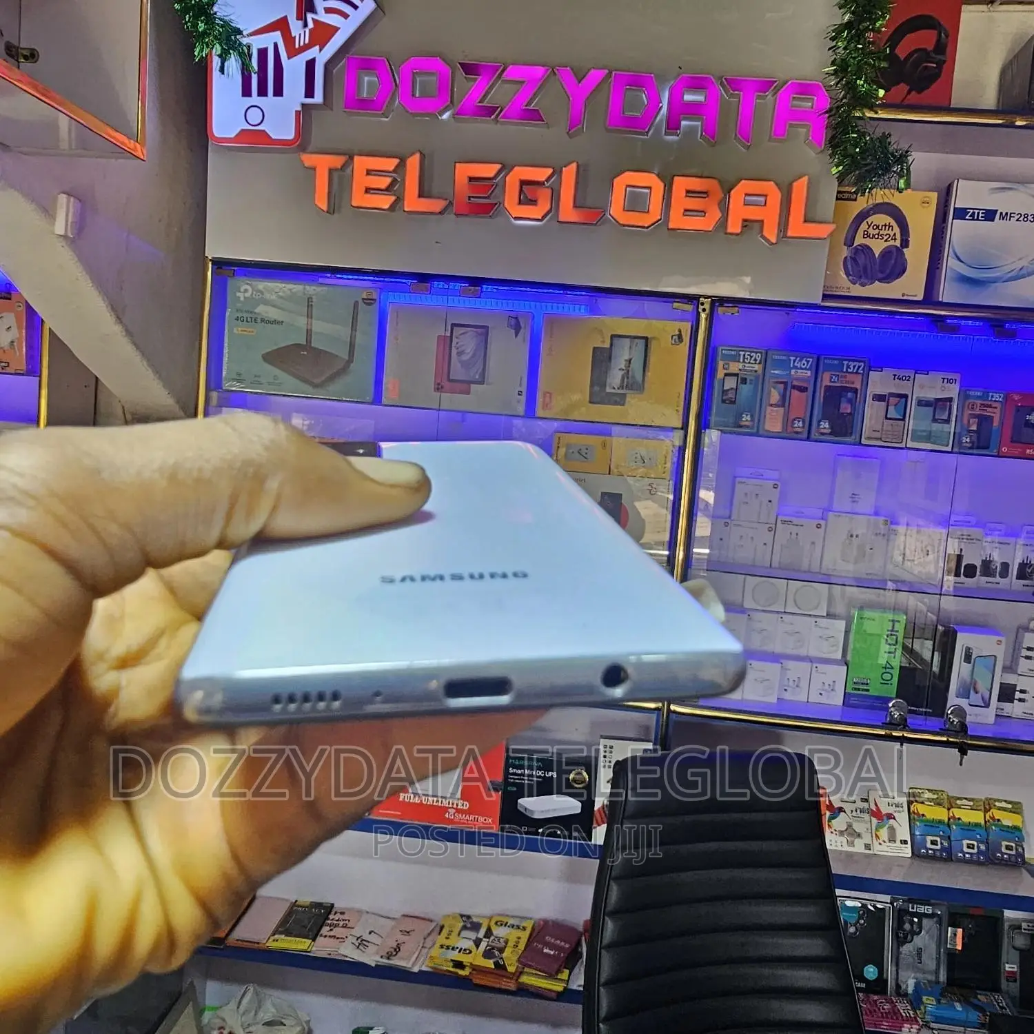 Samsung Galaxy A71 128 GB White