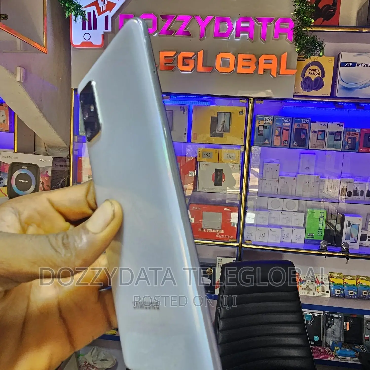 Samsung Galaxy A71 128 GB White