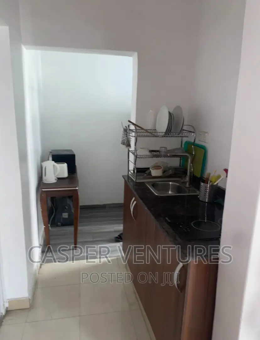 Furnished Studio Apartment in Paradise 1, Chevron for rent