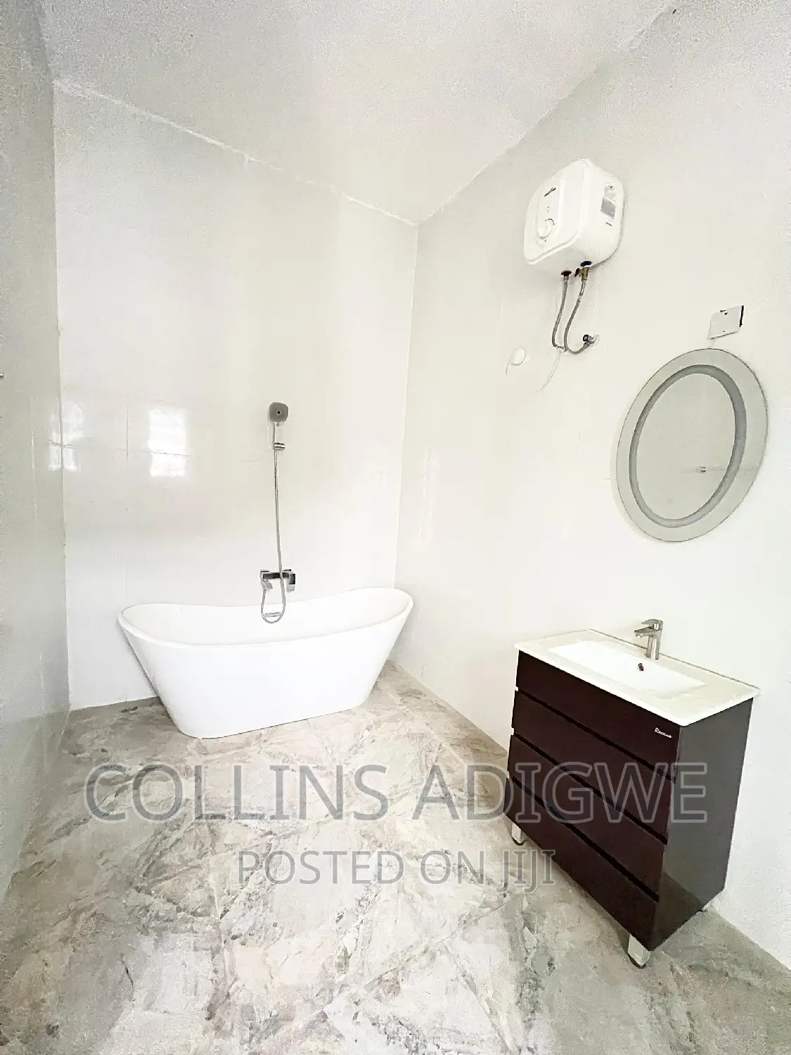 4bdrm Duplex in Vgc for sale