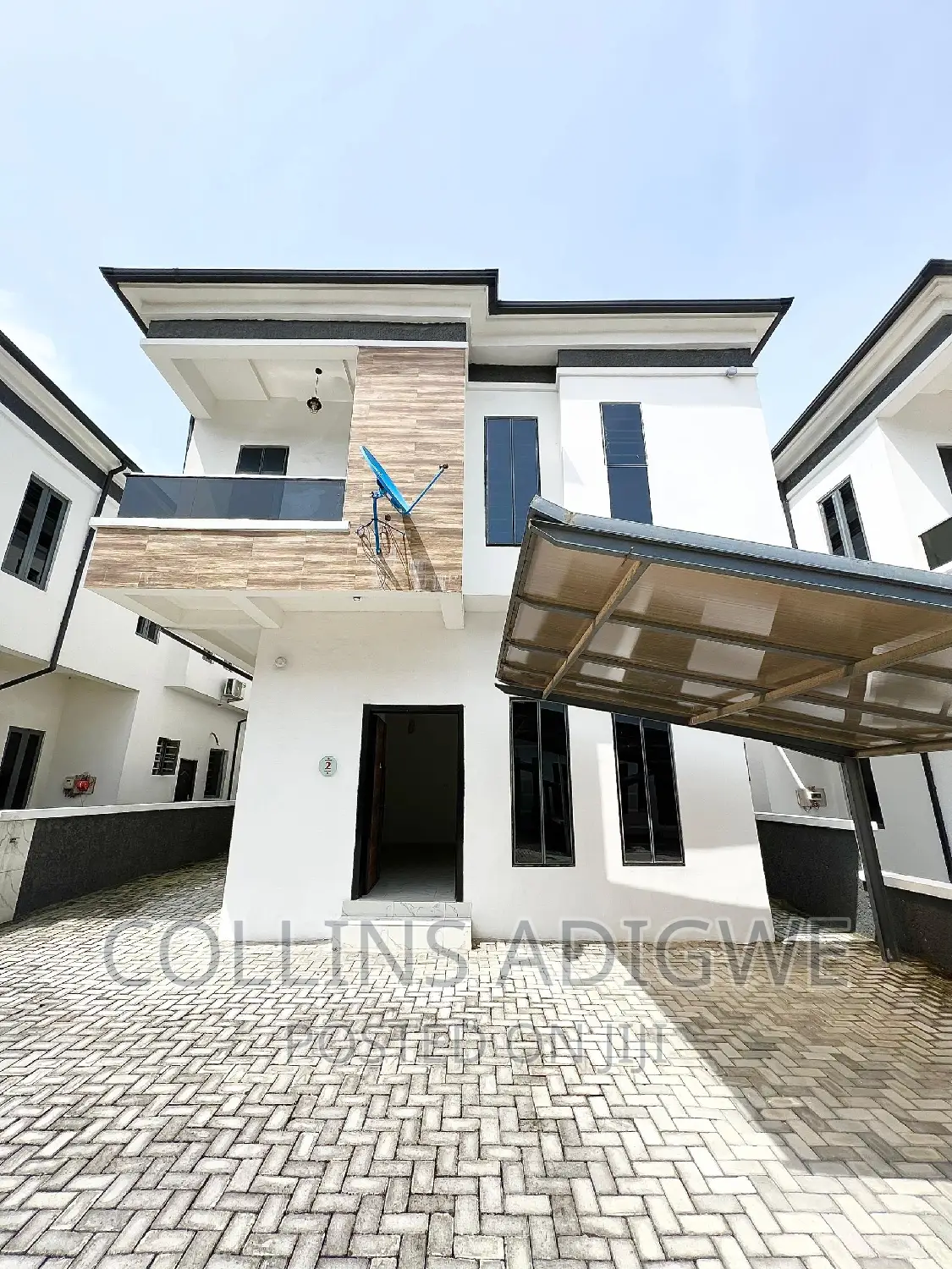 4bdrm Duplex in Vgc for sale