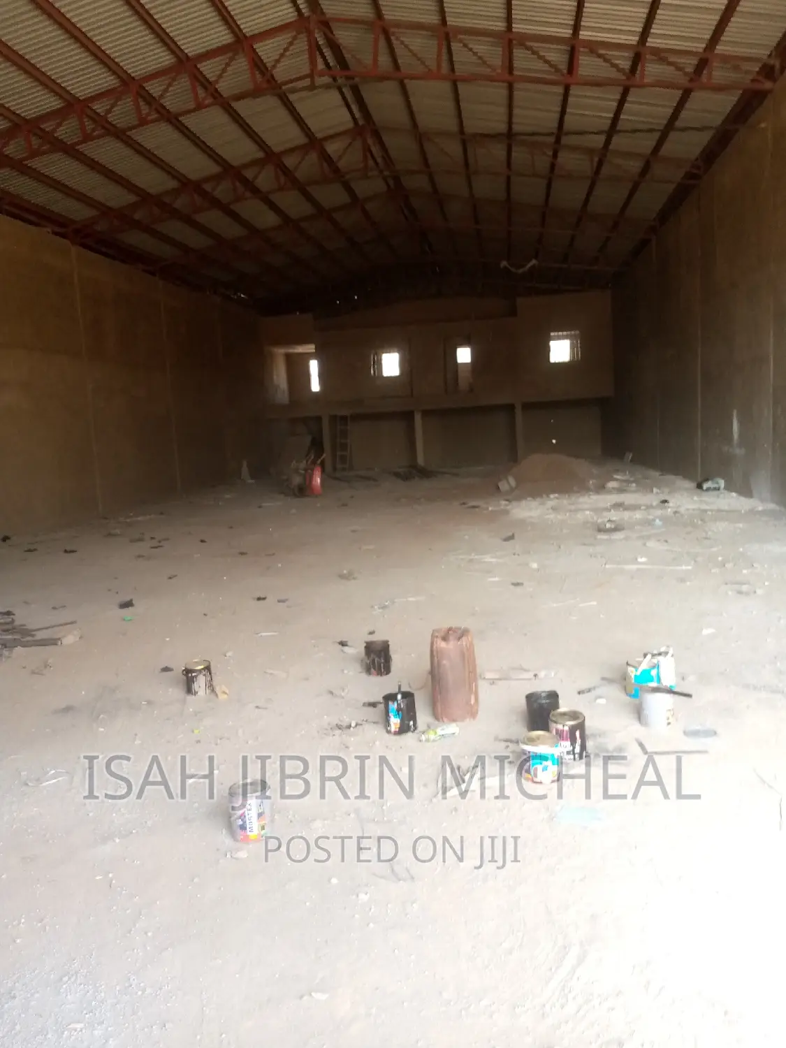 Standard Warehouse Along Gwarimpa Express for Rent
