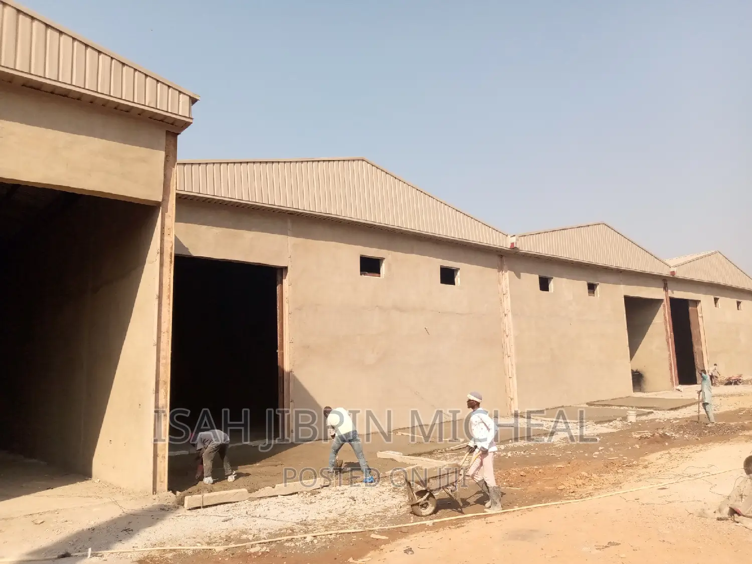 Standard Warehouse Along Gwarimpa Express for Rent