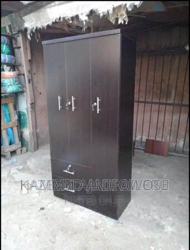 Wordrobs Furnitures 3feet by 6feet