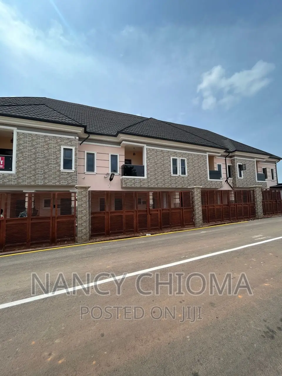 3bdrm Duplex in Transekulu, Enugu for sale
