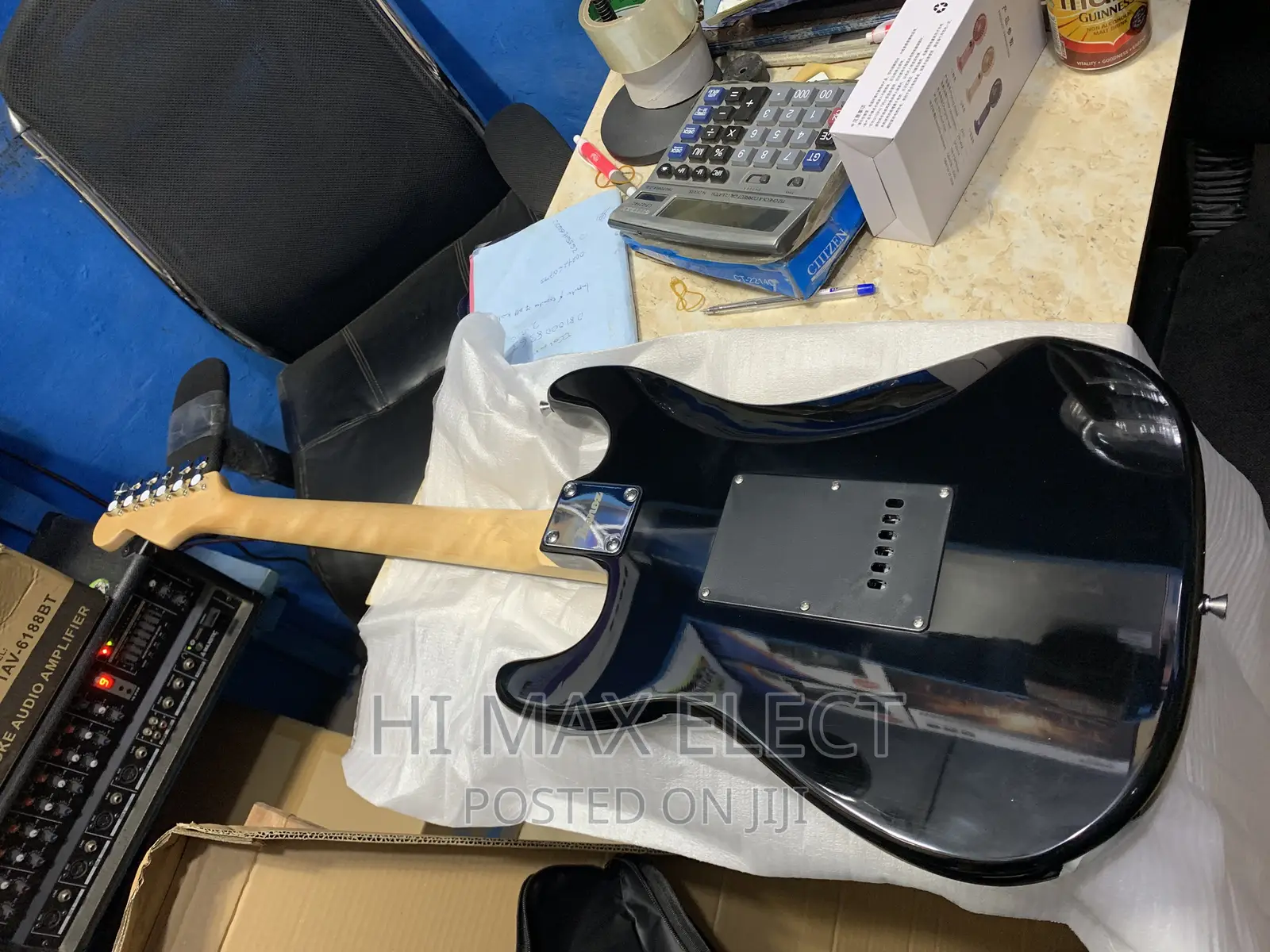 Professional 6 String Electric Lead Guitar With Bag Belt