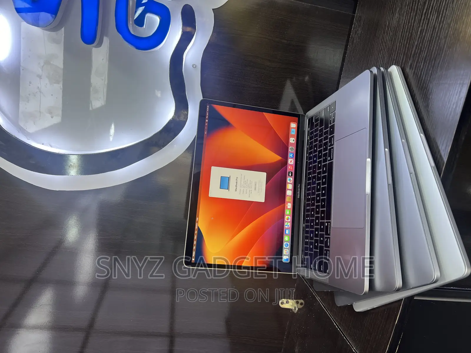 Laptop Apple MacBook Pro 2019 16GB Intel Core I7 SSD 512GB