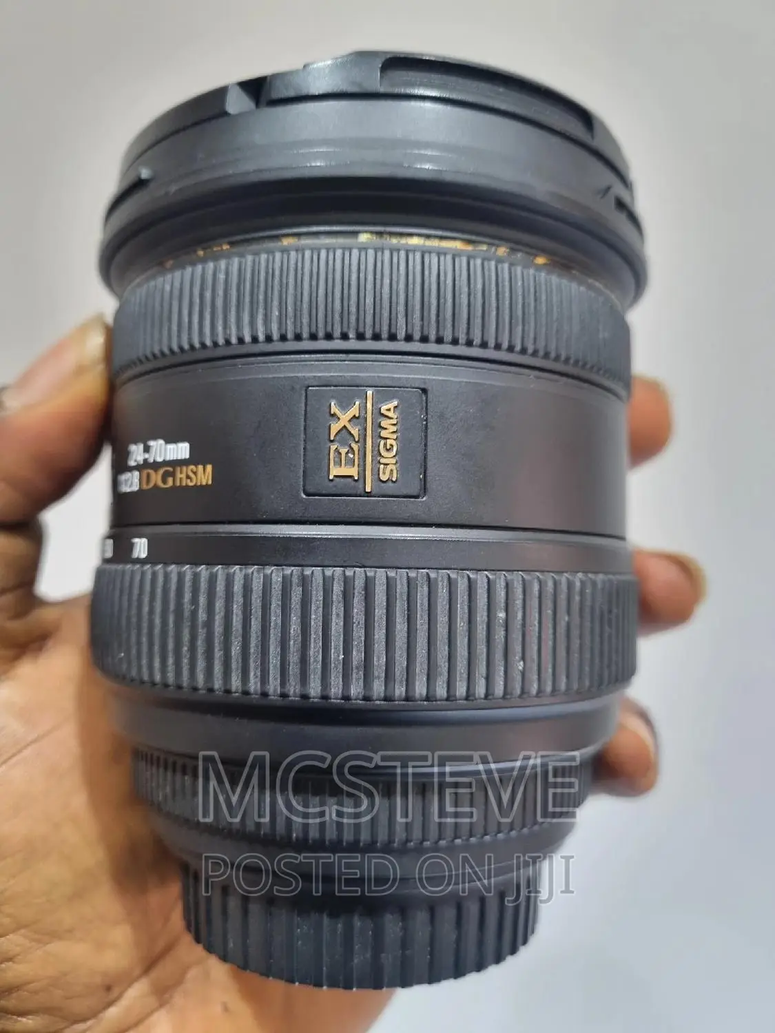 Sigma 24-70mm F/2.8 EX DGHSM AF Standard Lens for Canon