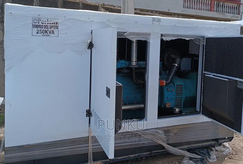 250 KVA Perkins Sound Proof Diesel Generator 100 % Copper