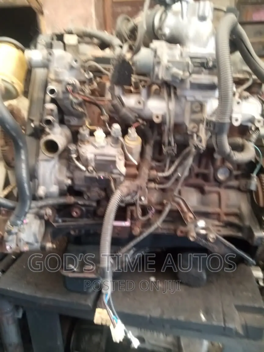 Toyota Hilux Diesel 5L Electricengine