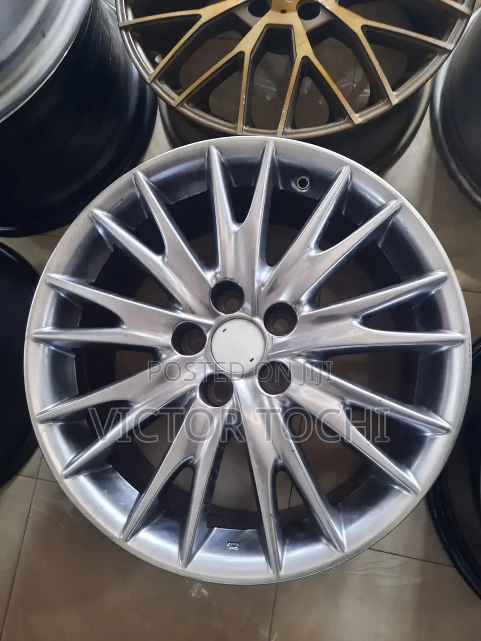 18" Alloy Wheels