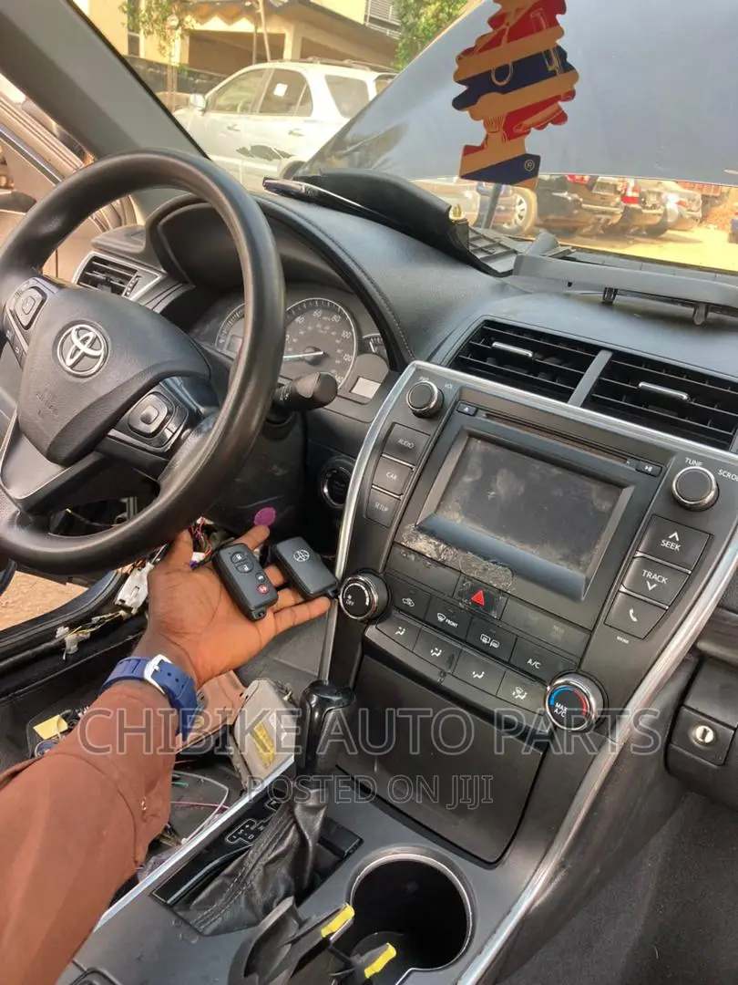 Toyota Cmarry 2015-2017 Key to Keyless Converting