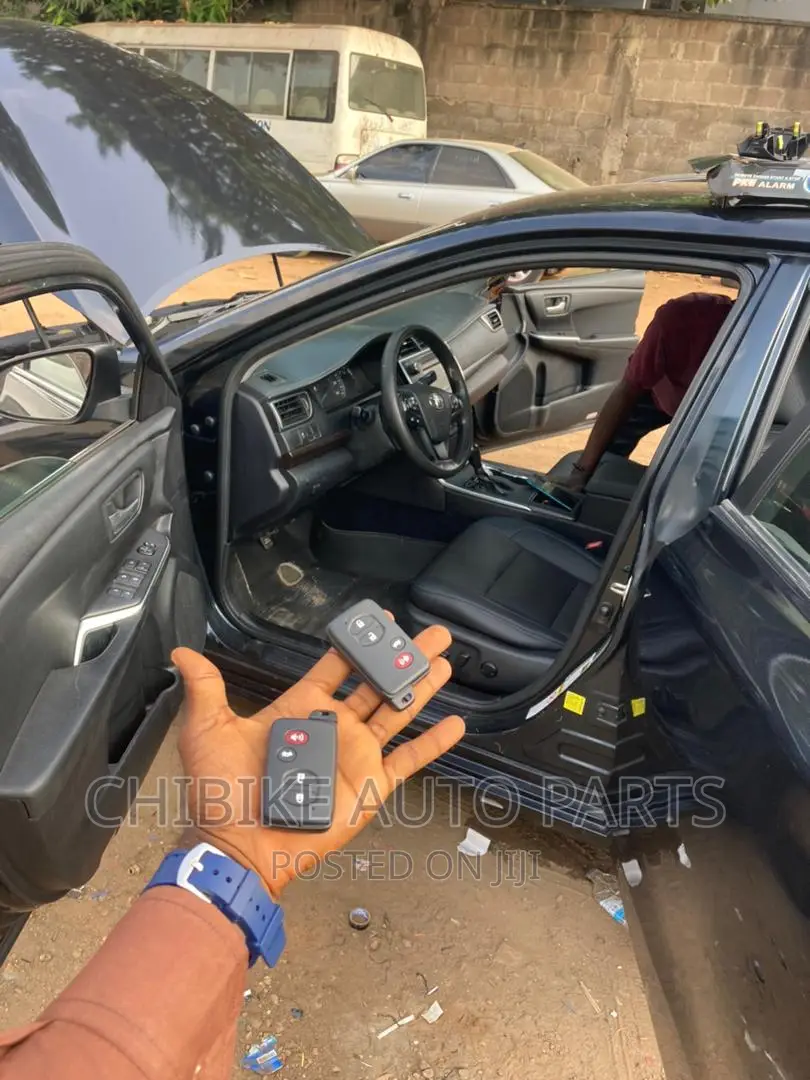 Toyota Cmarry 2015-2017 Key to Keyless Converting