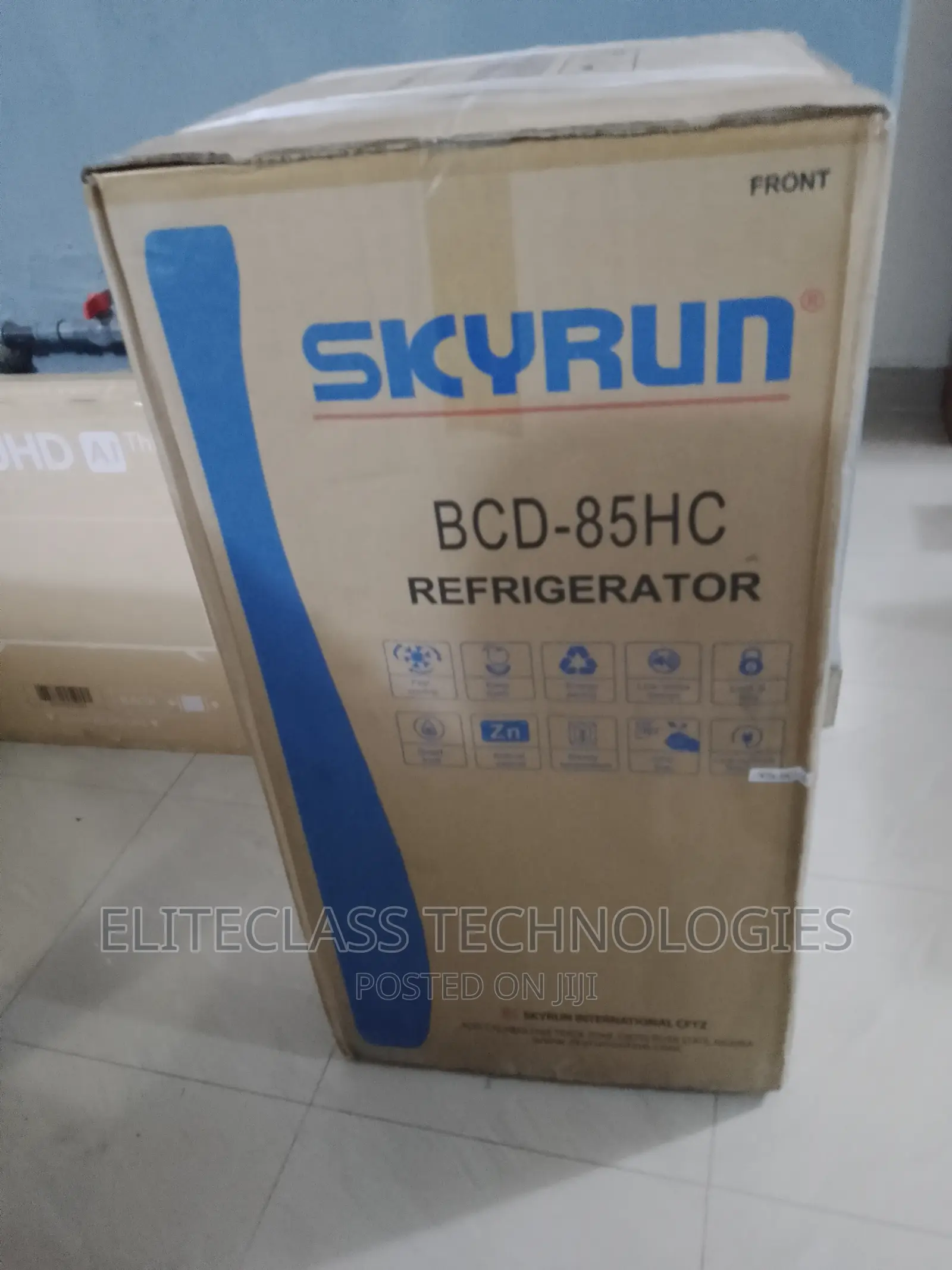 Skyrun 70 Litres Double Door Key and Lock (BCD-85HC)