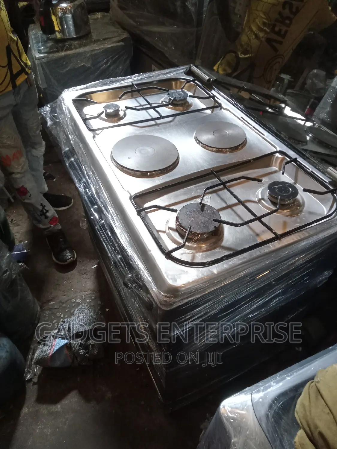 Direct Tokunbo UK Used Gas Cooker 6 Burner