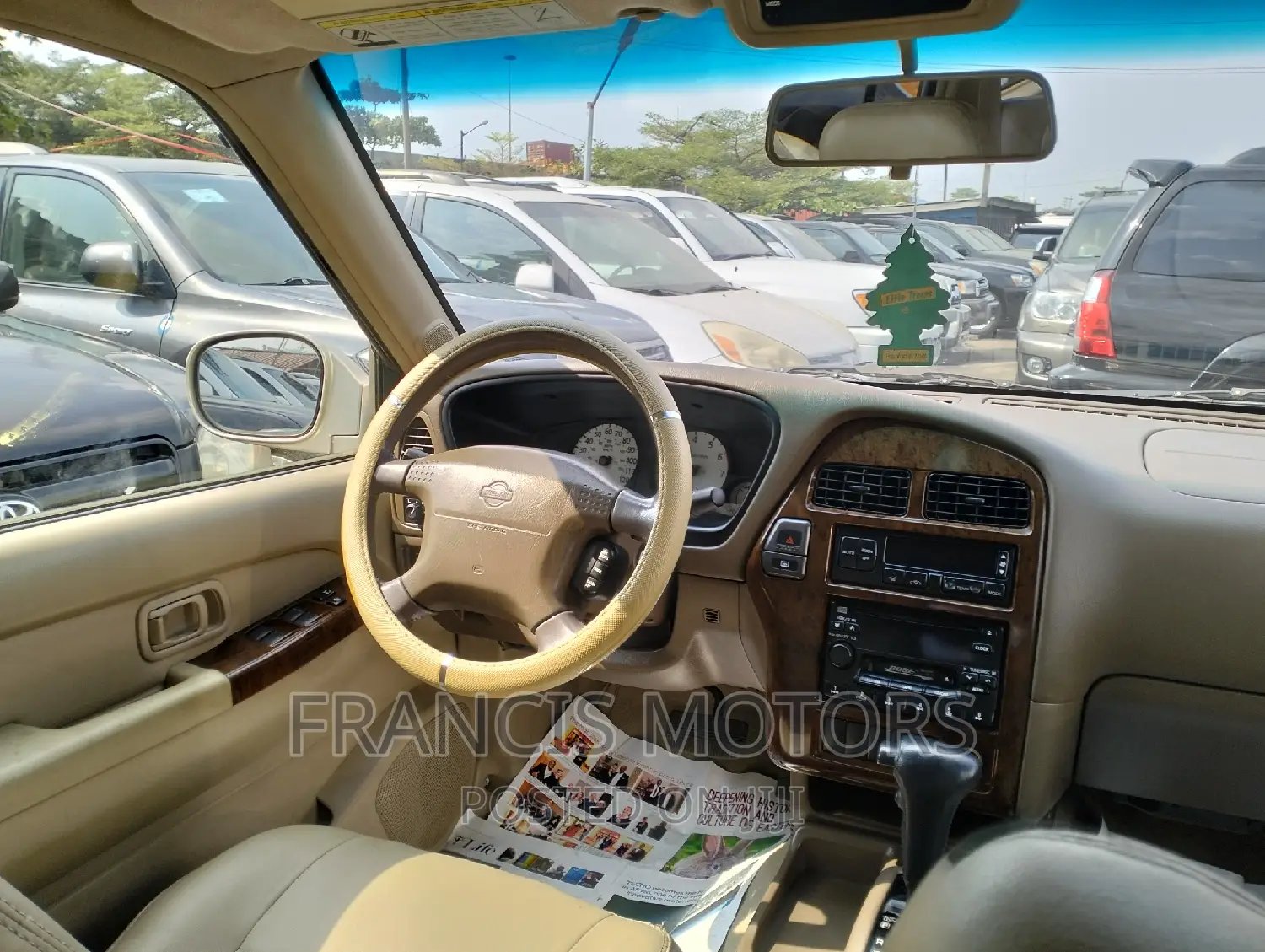 Nissan Pathfinder 2003 Gold