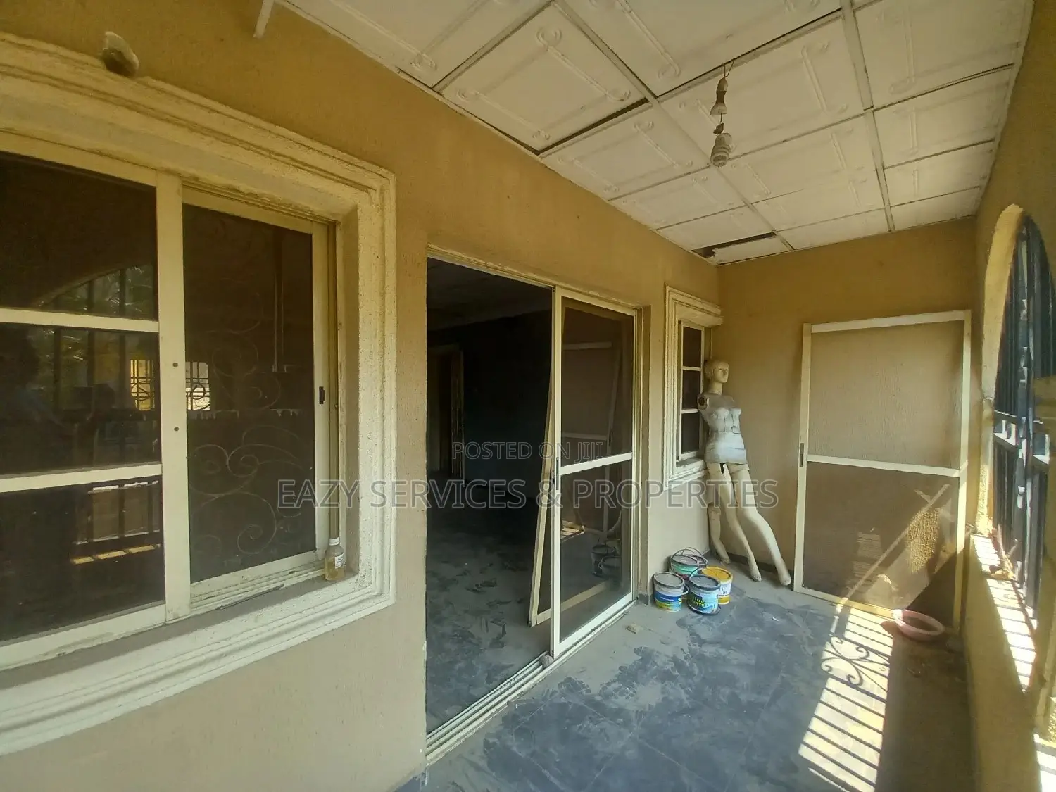 3bdrm Block of Flats in Ado / Ajah for sale
